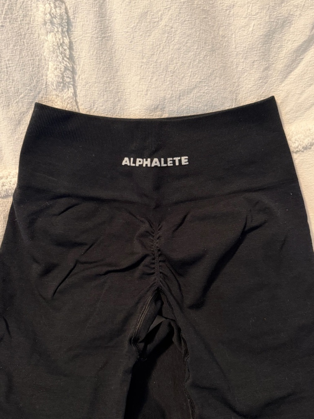 Alphalete Black High-Waist Scrunch Back Leggings